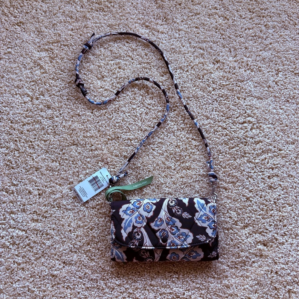 Vera Bradley Wildwood Wallet Crossbody Calyx + Quill Black Floral NWT